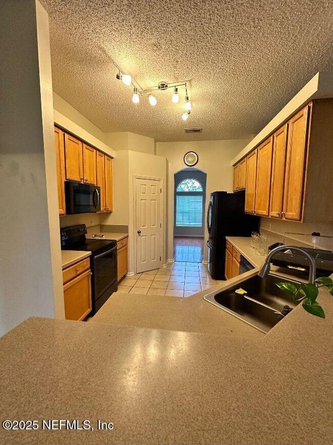 Building Photo - 12168 Irwin Manor Dr