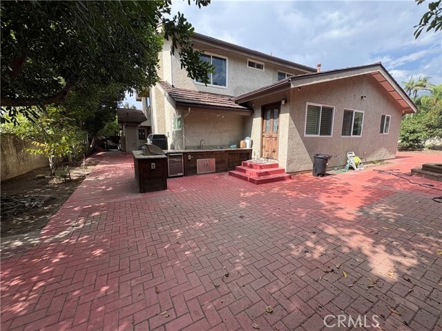 Building Photo - 1740 Orangewood Ave