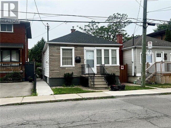 Photo du bâtiment - 17 E 31st St