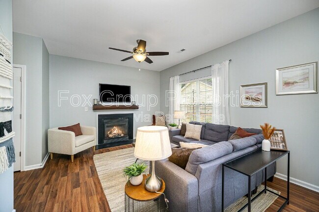 Foto del edificio - 9156 Glenashley Dr