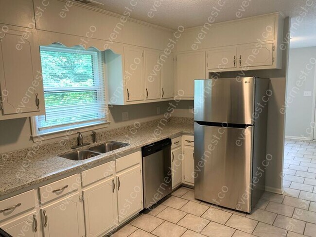 Foto del edificio - 1431 Hill Spun Rd