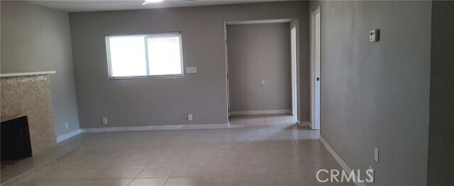 Foto del edificio - 10316 Baker Rd