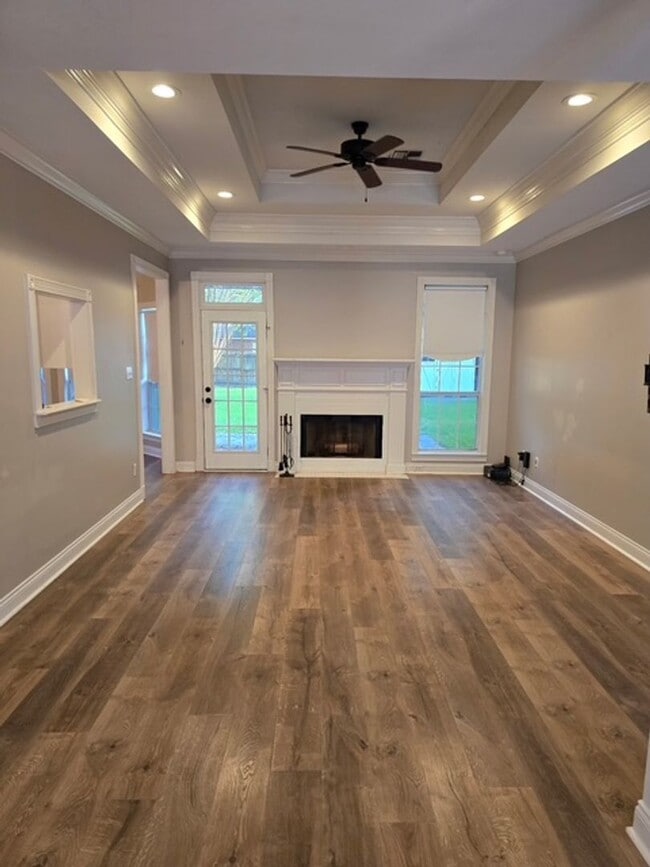 Foto del edificio - 3 bed 2 bath