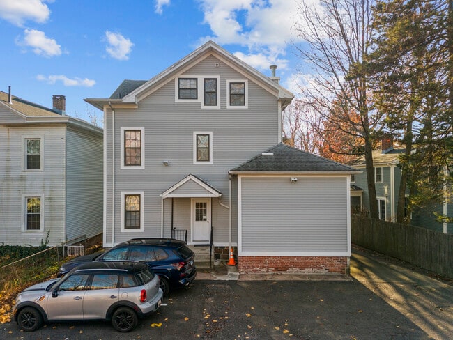 Building Photo - 35 Eld St