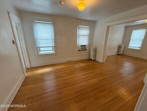 Building Photo - 115 N 3rd Ave