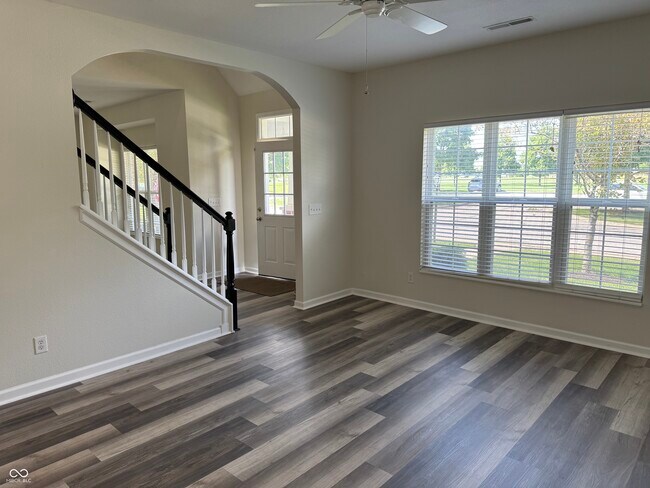 Foto del edificio - 1333 Ashville Dr
