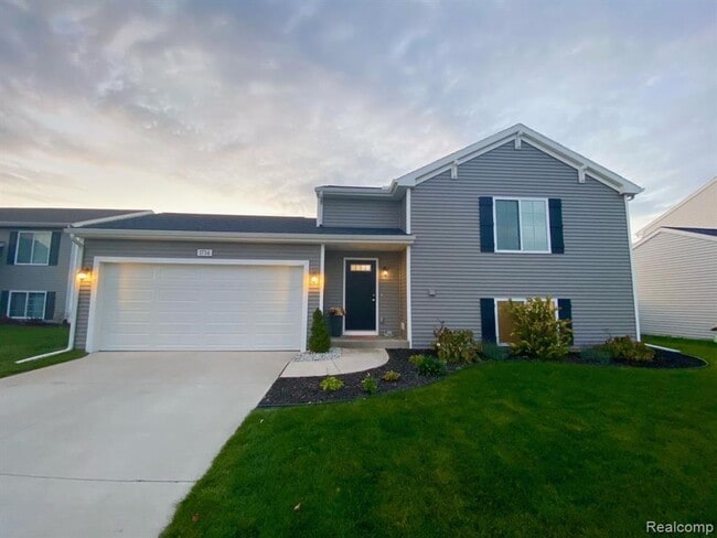Building Photo - 1734 Burr Pond Ln