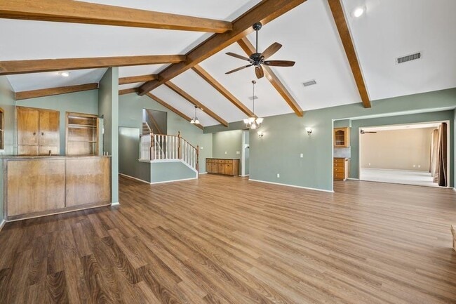 Building Photo - 843 Sunfish St