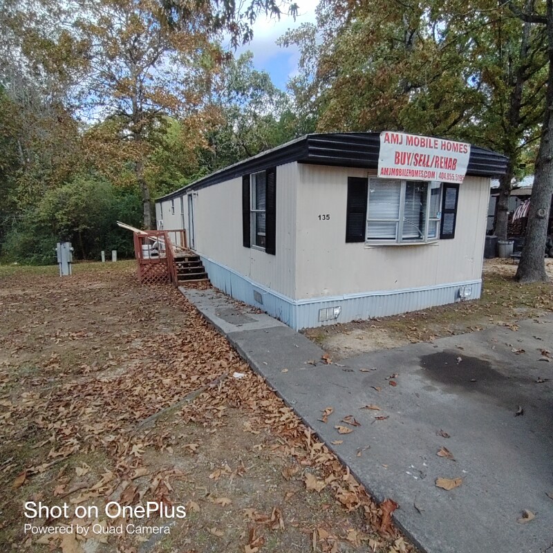 Primary Photo - 20 Harbour Rd NE
