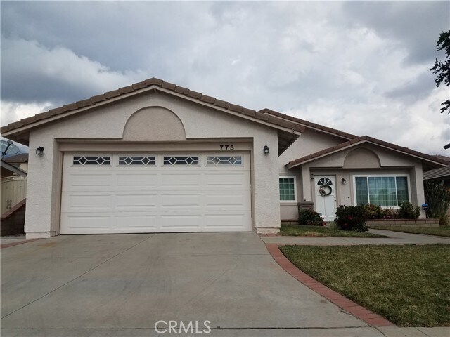 Building Photo - 775 Falcon View St