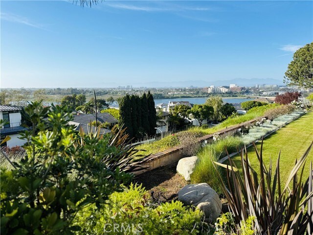 Foto principal - 2839 Carob St