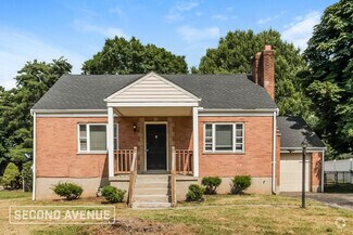 Building Photo - 10388 Maria Ave