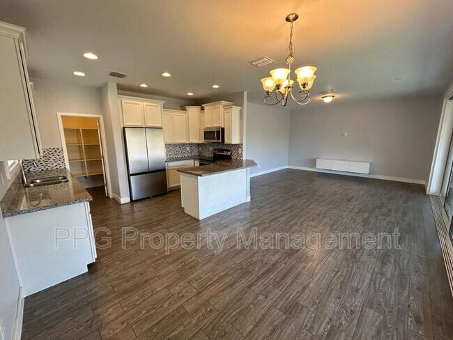 Foto del edificio - 804 Gary Ln