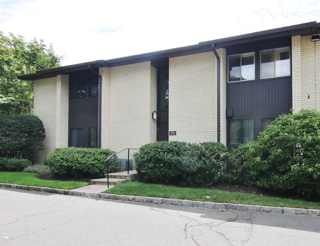 Foto principal - 249 Hamilton Ave