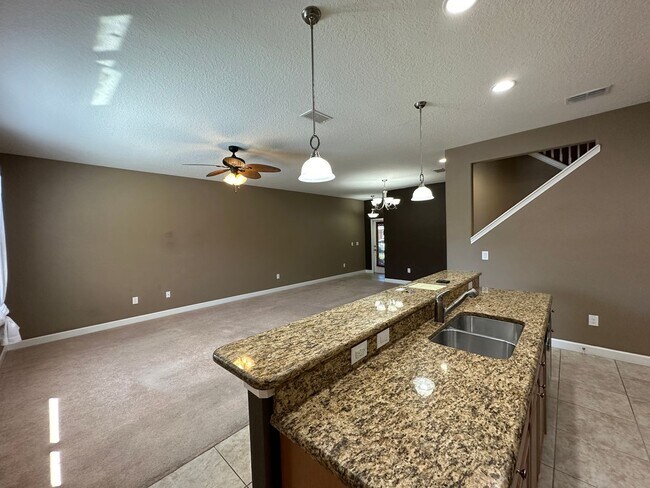Building Photo - Elegant 4 Bedroom, 2.5 Bathroom Townhome i...