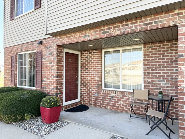 Building Photo - 1440 Wingo Turn