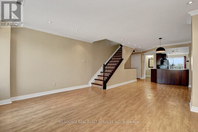 Building Photo - 565 Lakeridge Dr