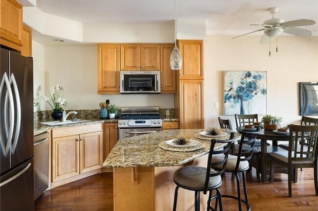 Foto del edificio - 21345 Hawthorne Blvd