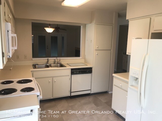 Foto del edificio - 1037 Wentworth Ct