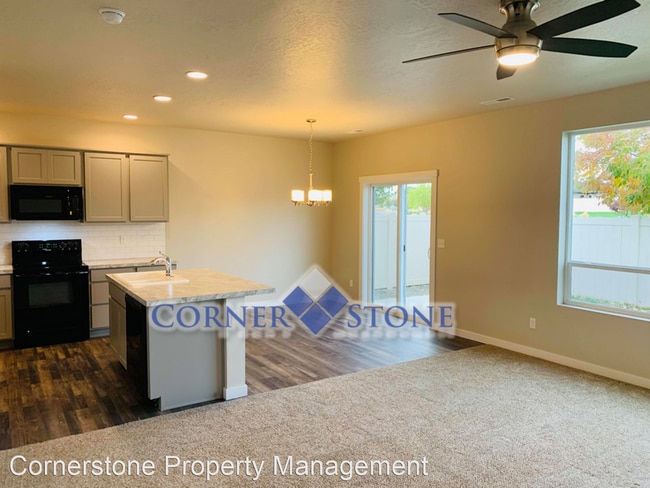 Building Photo - 3 br, 2.5 bath House - 3289 S Daybreak Ave