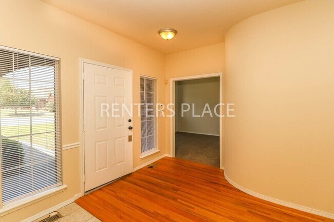 Building Photo - 9209 S 73rd E Ave