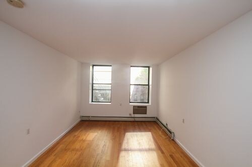 Primary Photo - 232 E 54th St
