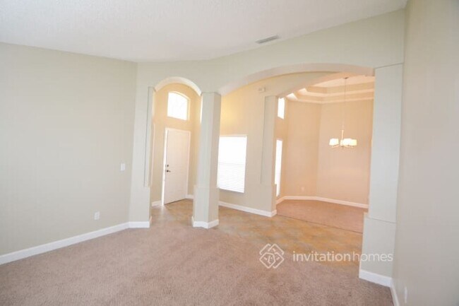 Building Photo - 2374 Walnut Heights Rd