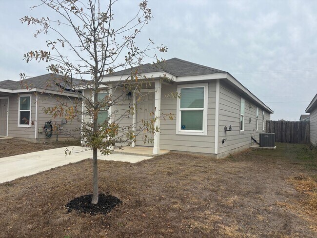 Foto del edificio - Charming Single-Story Home in Amenity-Rich Silos Community