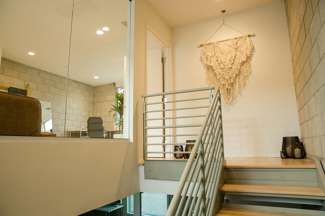 Photo - 3450 Cahuenga Blvd W (Los Angeles, CA) Townhome