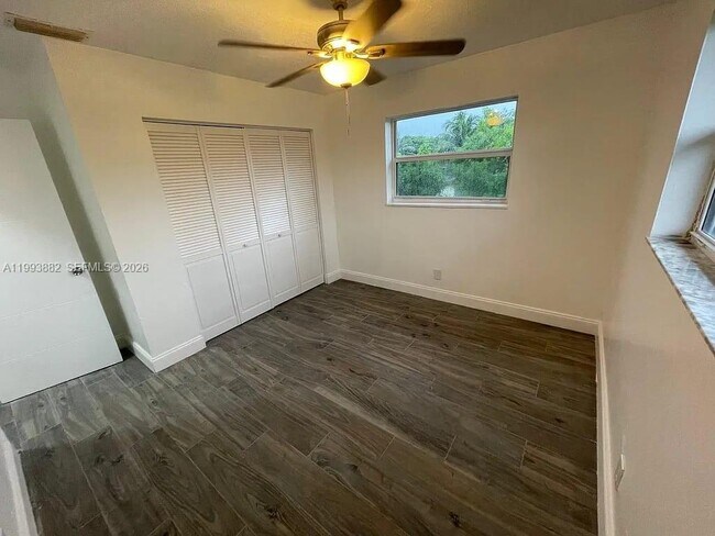 Foto del edificio - 3906 SW 12th Ct
