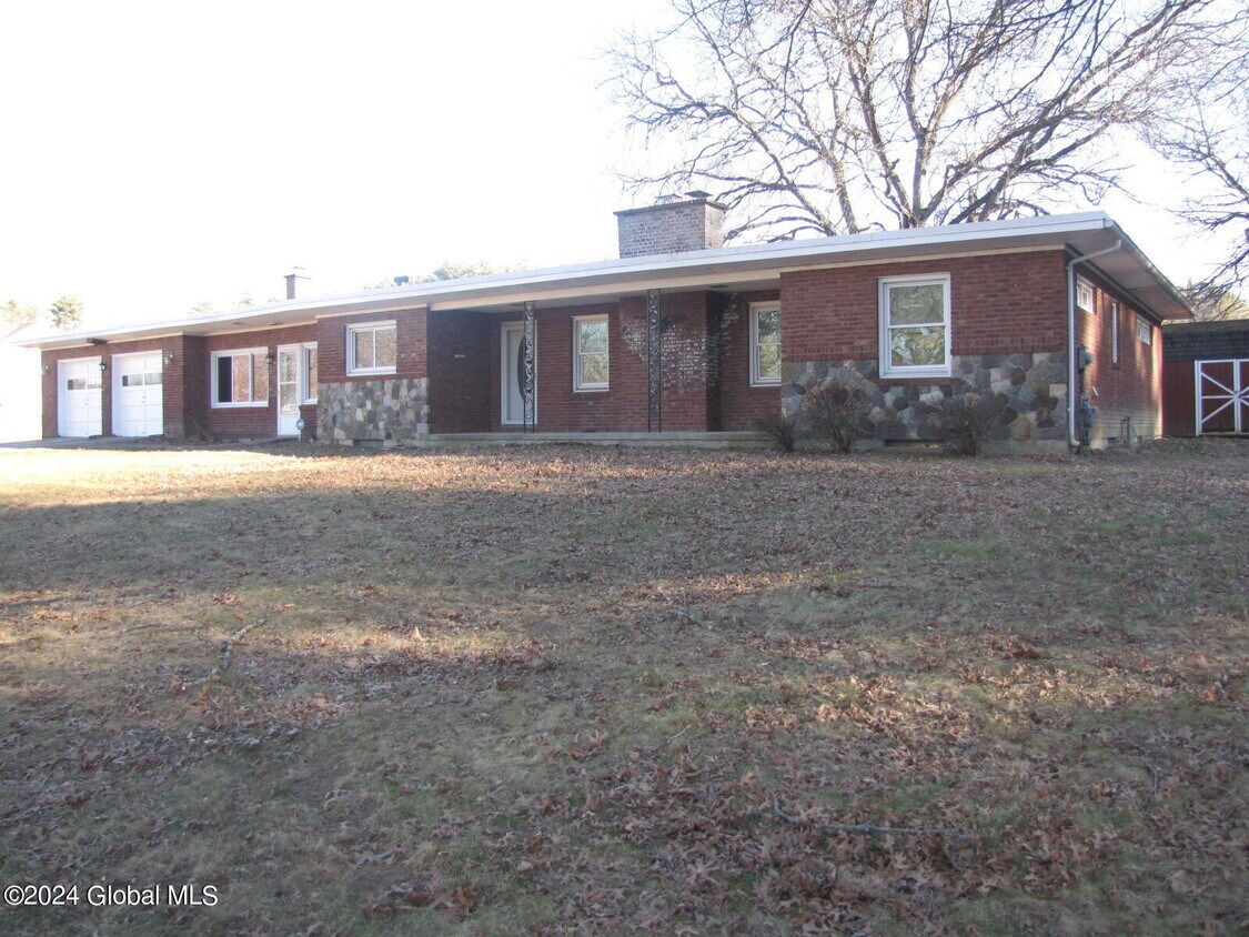 191 Helderberg Pkwy, Voorheesville, NY 12186 House Rental in