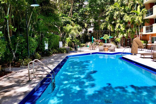 Foto del edificio - 2951 S Bayshore Dr