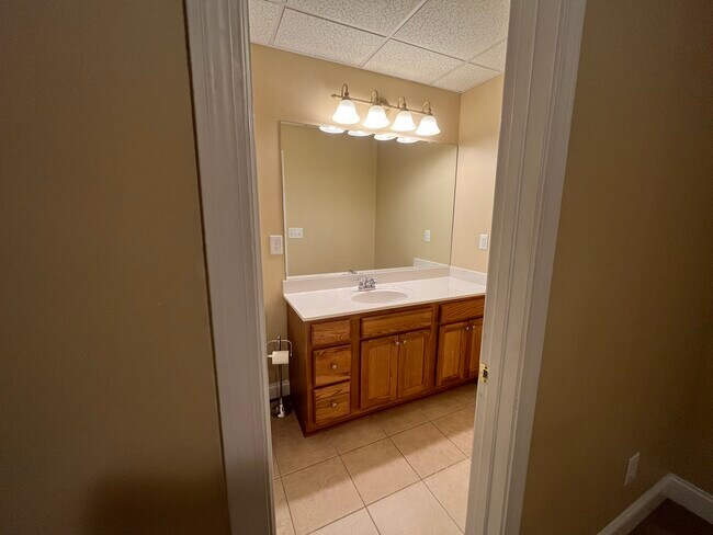 Foto del edificio - 5182 Glenstone Ct