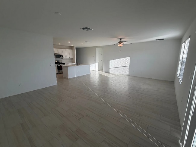 Foto del edificio - 2376 Lanier Rd