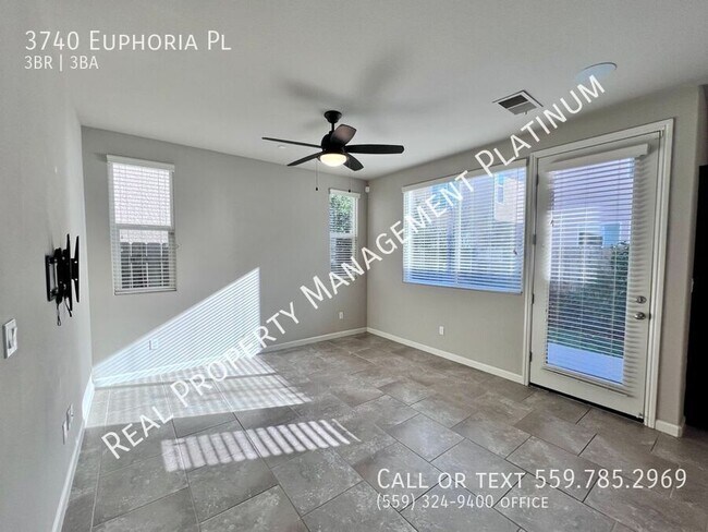 Foto del edificio - 3740 Euphoria Wy