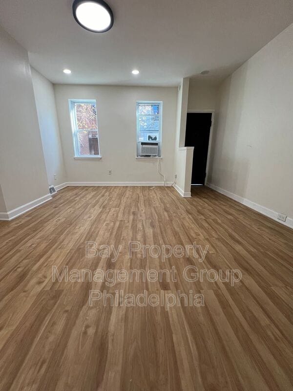 Building Photo - 1516 S Camac St