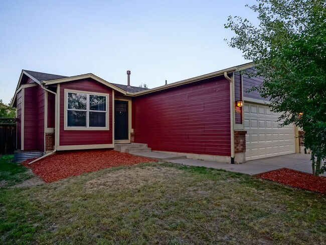 Photo - Adorable 4bdrm 2 bath Rancher House