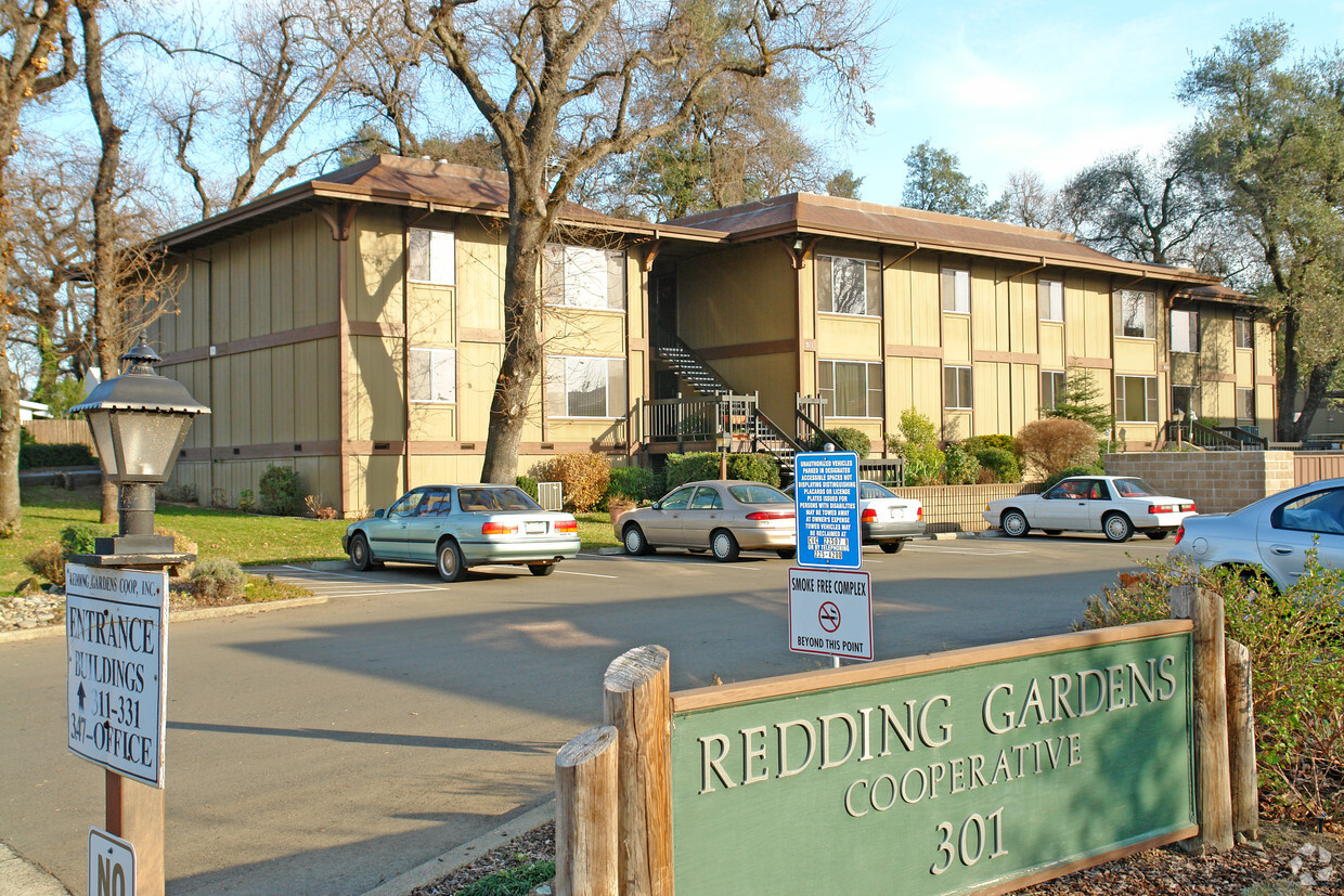 Apartment In Redding