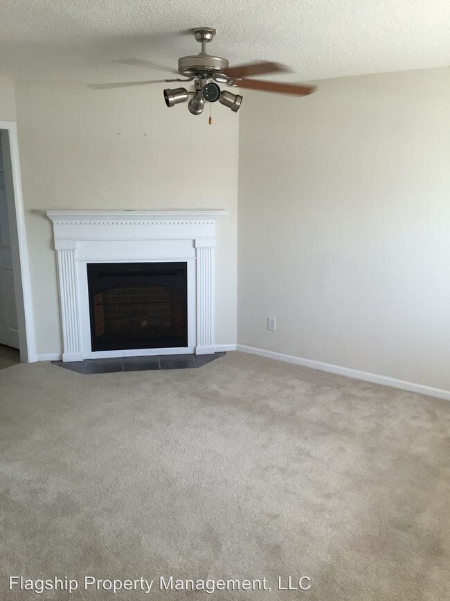 Building Photo - 3813 E Vancroft Cir