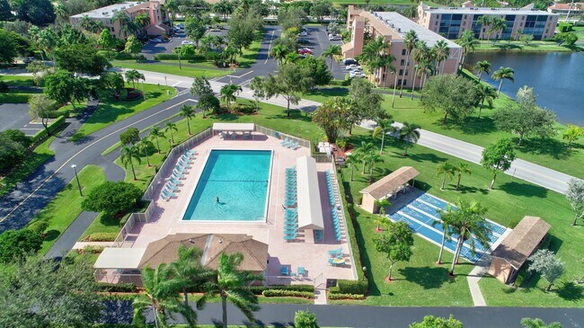 Foto del edificio - 6795 Huntington Ln