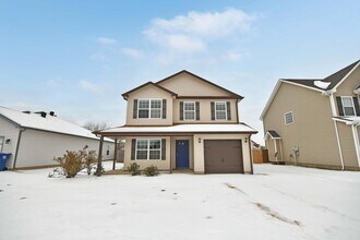 Building Photo - 535 Falkland Cir