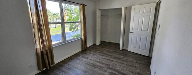 Foto del edificio - 13490 Old Englishtown Rd