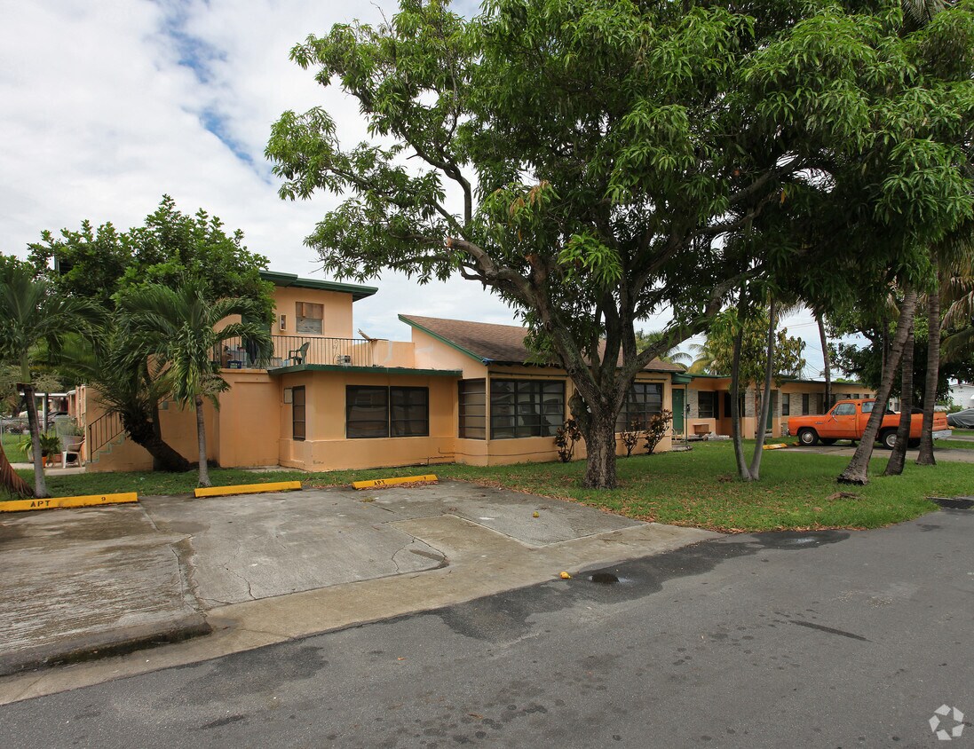 Foto del edificio - 228 SE 9th St