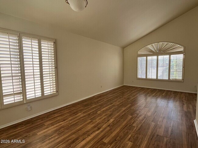 Foto del edificio - 5922 W Gary Dr