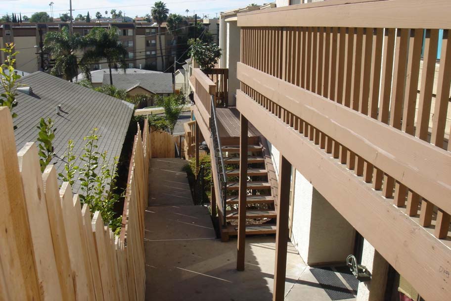 Building Photo - 3745 Swift Ave