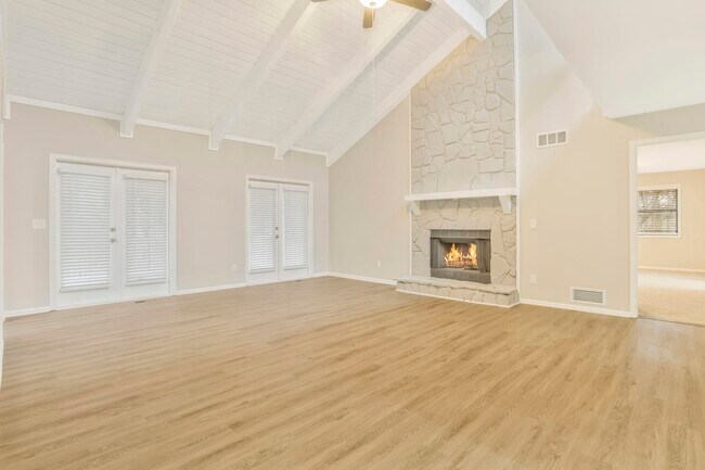 Foto del edificio - 310 Homestead Cir Nw