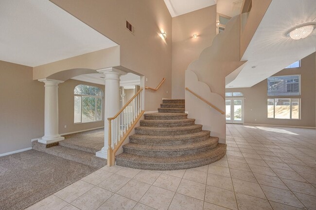 Building Photo - Stunning Green Valley home with a pool in guard gated Legacy