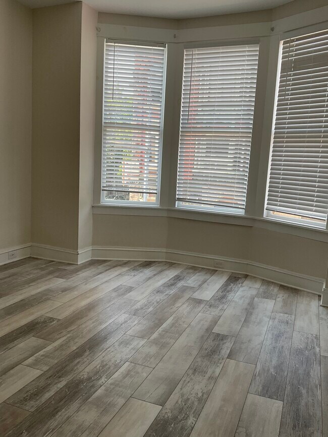 Building Photo - 55 South 6th Street, Unit 2FL F