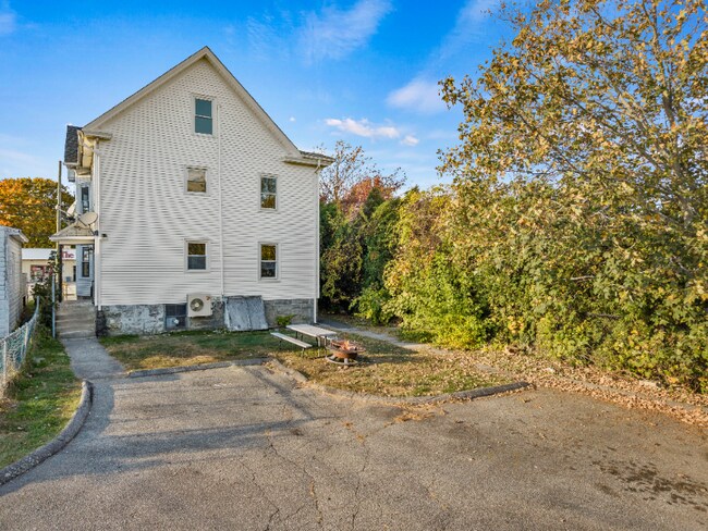 Foto del edificio - 912-914 Bank St