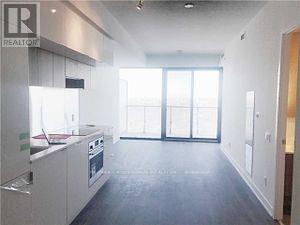 Building Photo - 185 Roehampton Ave